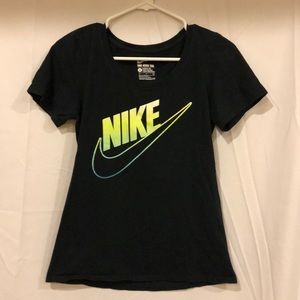 Nike Swoosh Tee